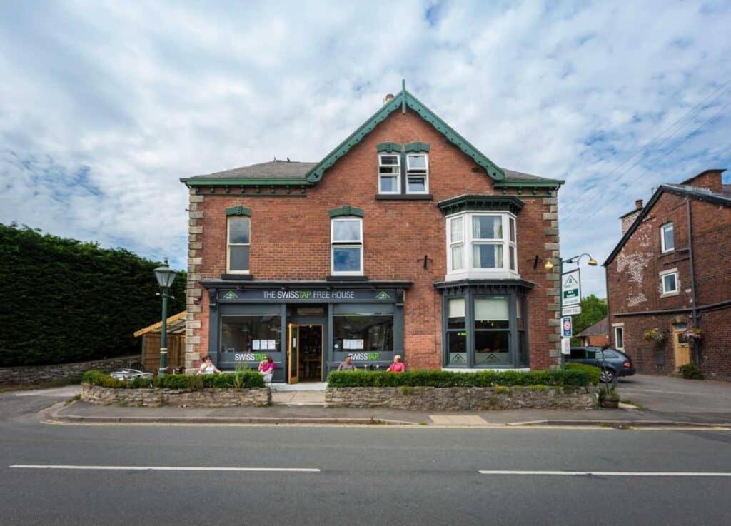 Swiss House B&B Castleton  Exterior foto